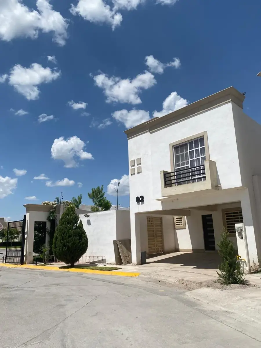 Casa en venta en Ampliación Senderos, Torreón — foto 1 de 19