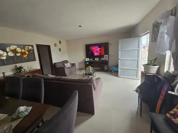 Casa en venta en Las Arboledas, León — foto 3 de 12