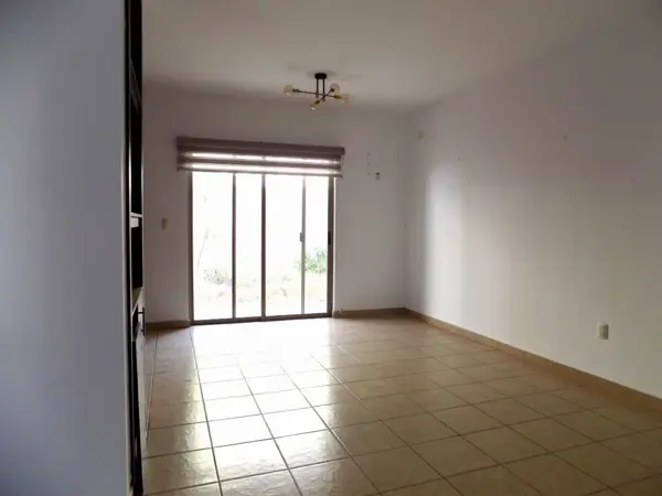 Casa en venta en Villa California, Tlajomulco de Zúñiga — foto 3 de 21