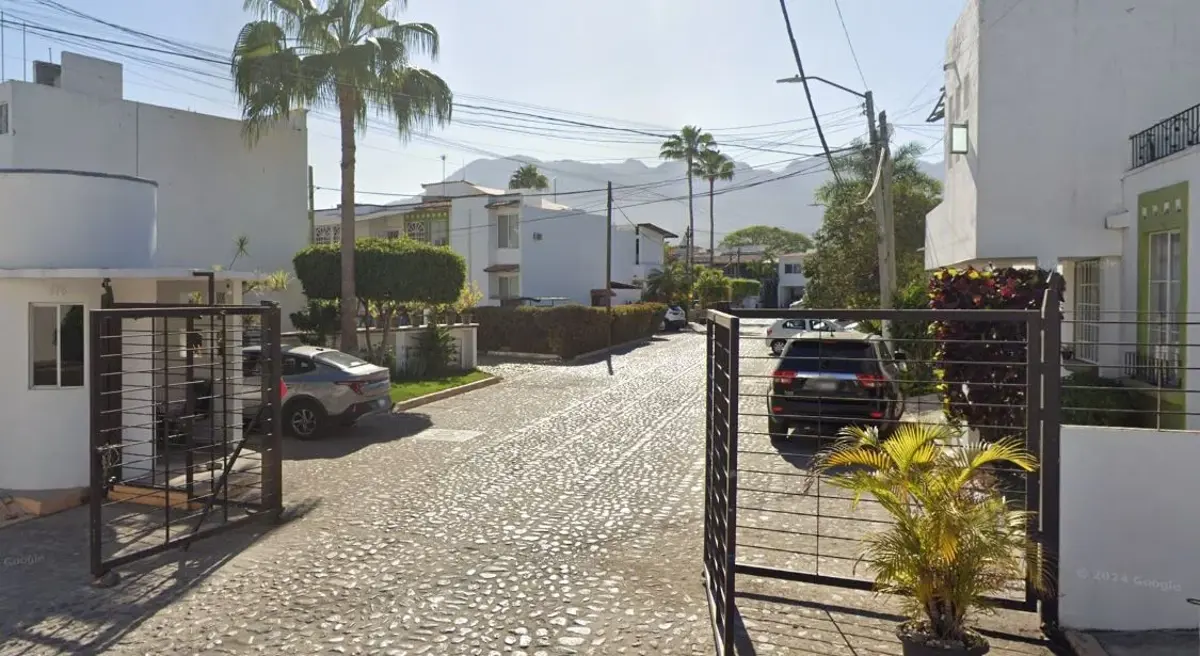 Casa en venta en Paseos de La Ribera, Puerto Vallarta — foto 1 de 7