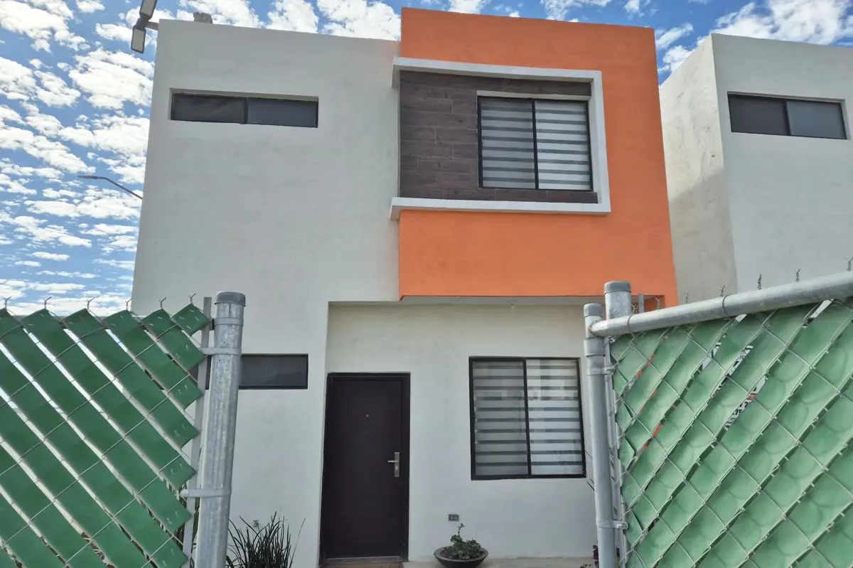 Casa en venta en El Cactus, Ramos Arizpe — foto 1 de 23