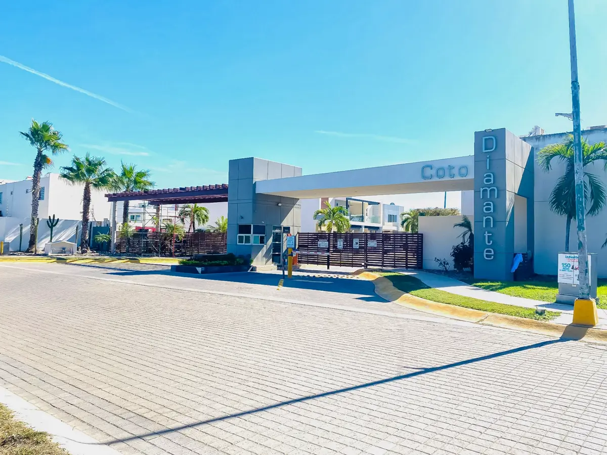 Casa en renta en Villa Marina, Mazatlán — foto 1 de 32