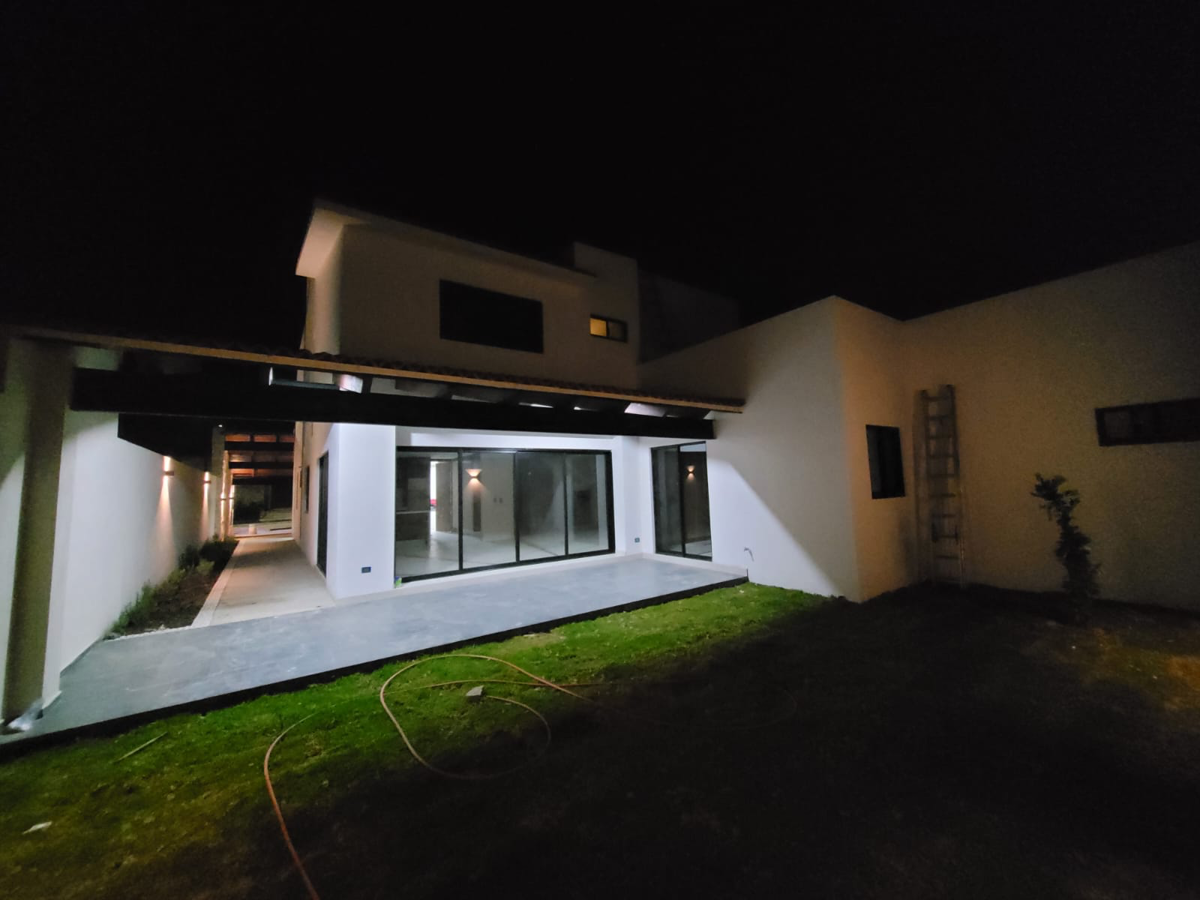Casa en venta en Arcos de San Miguel, San Miguel de Allende — foto 1 de 18