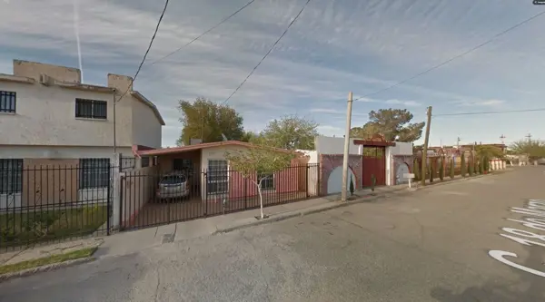 Casa en venta en Burócrata, Juárez — foto 2 de 12