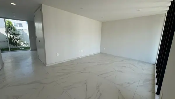Casa en venta en Valle Imperial, Zapopan — foto 3 de 16