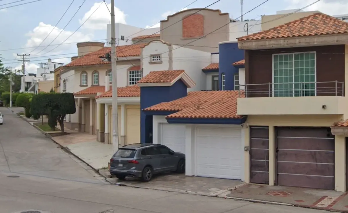 Casa en venta en Montebello, Culiacán — foto 1 de 10