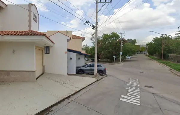 Casa en venta en Montebello, Culiacán — foto 2 de 10