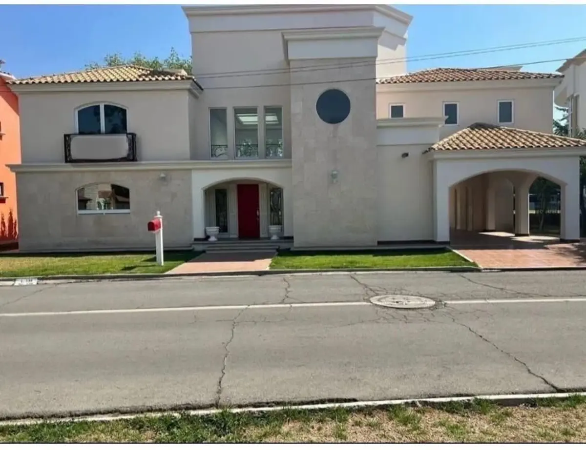 Casa en renta en Club de Golf, Pachuca de Soto — foto 1 de 17