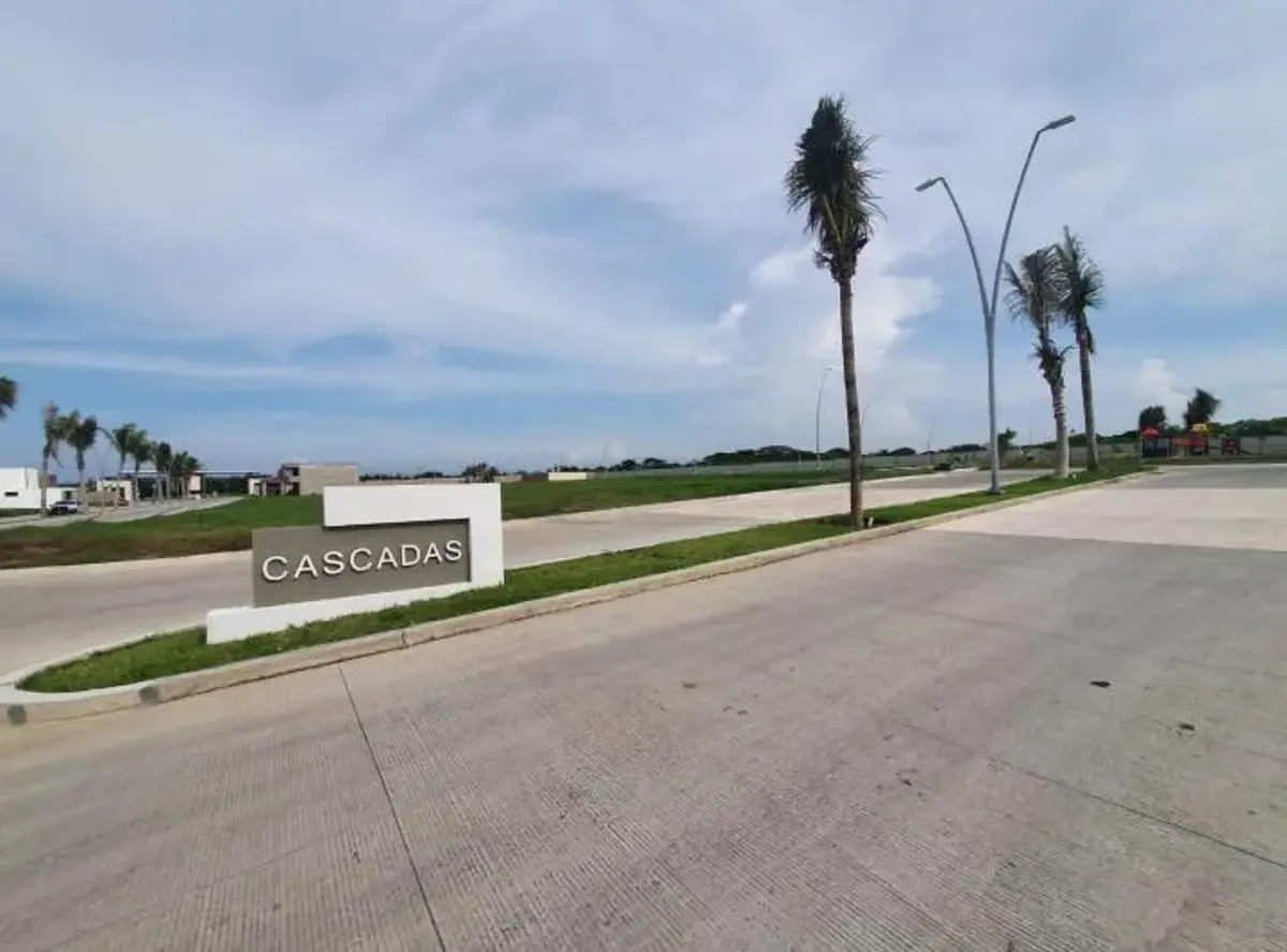 Terreno en venta en Lomas del Dorado, Boca del Río — foto 1 de 18