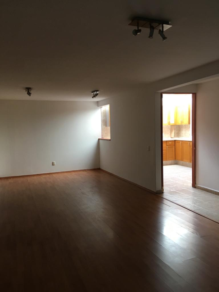 Casa en venta en Toriello Guerra, Tlalpan — foto 3 de 8
