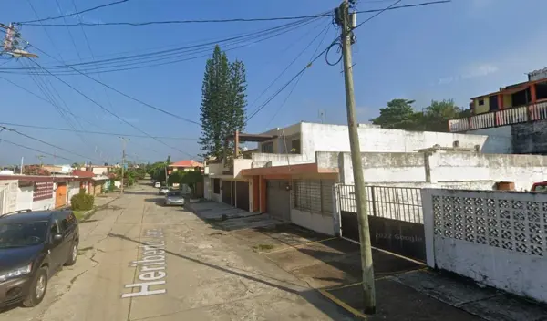 Casa en venta en Infonavit Vista al Mar, Coatzacoalcos — foto 3 de 6