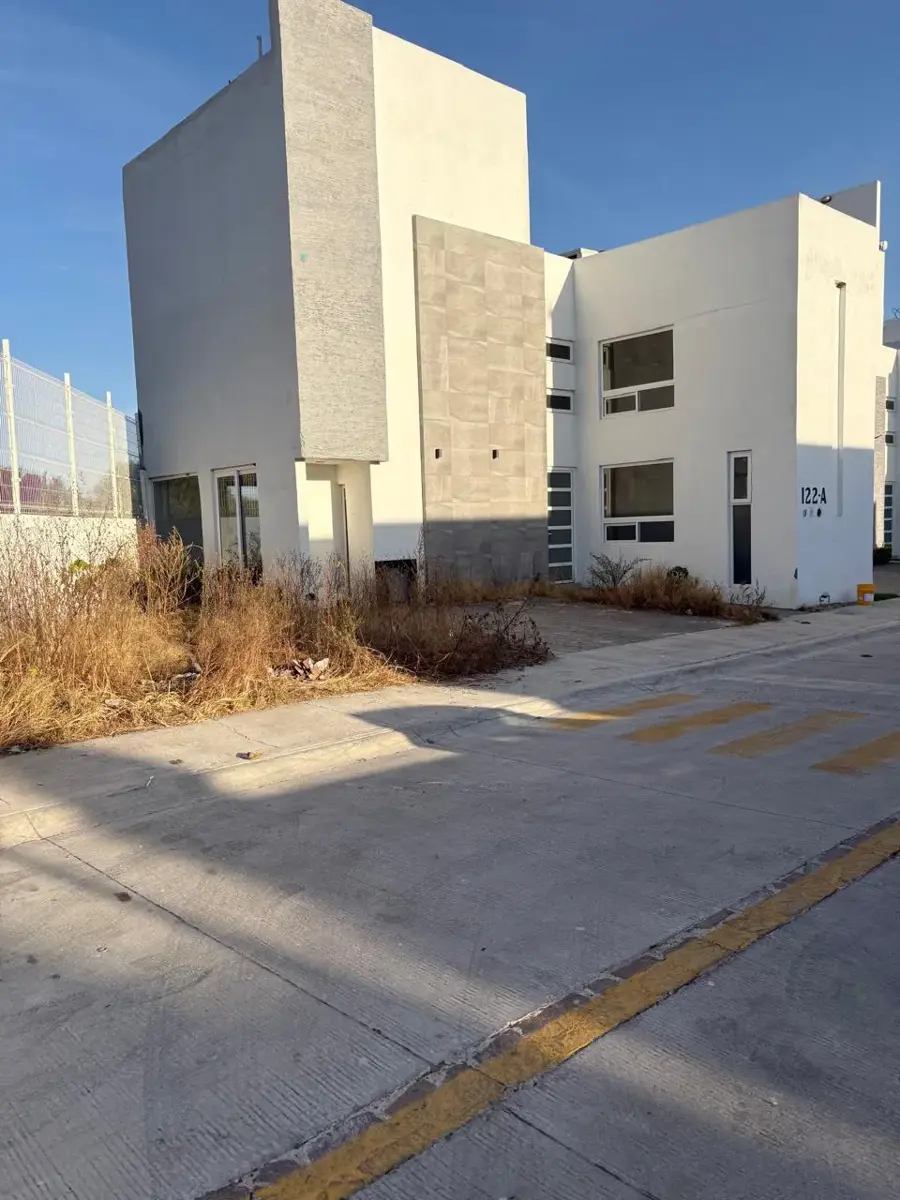 Casa en venta en Valle Real, Irapuato — foto 1 de 26