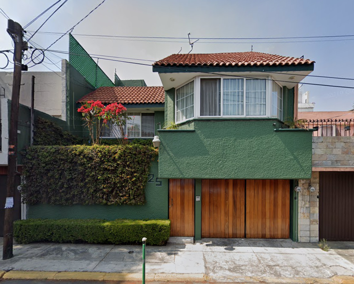 Casa en venta en Campestre Churubusco, Coyoacán — foto 1 de 10