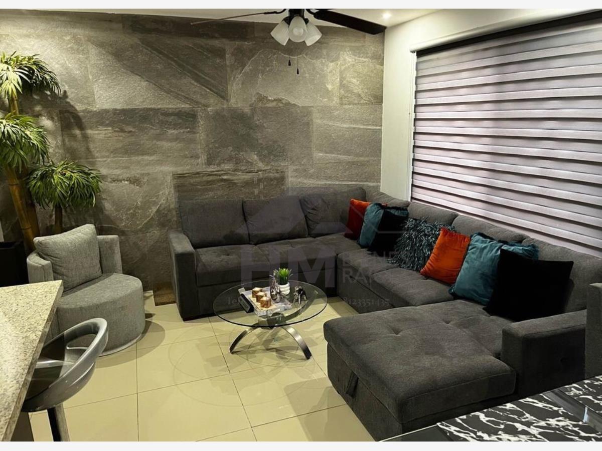 Casa en venta en Ciudad Cumbres, García — foto 1 de 19
