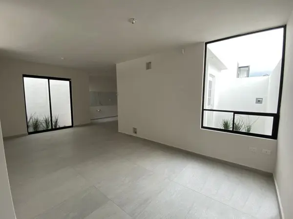 Casa en venta en Nuevo Mirasierra, Saltillo — foto 3 de 19