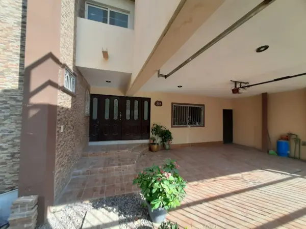 Casa en venta en Residencial la Hacienda, Torreón — foto 2 de 16