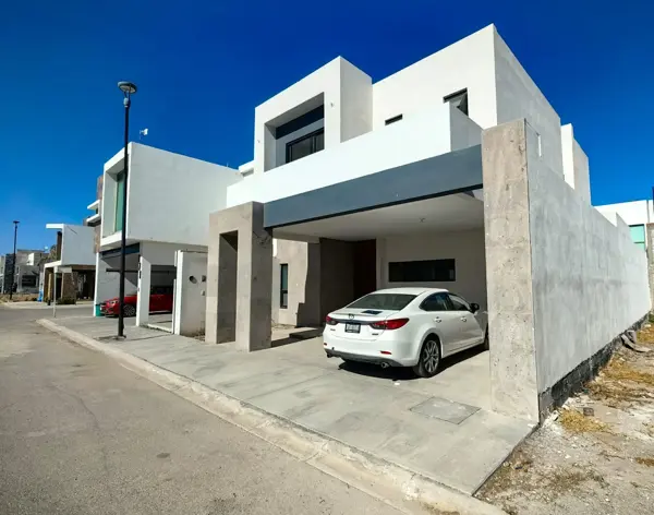 Casa en venta en Villas del Renacimiento, Torreón — foto 3 de 43