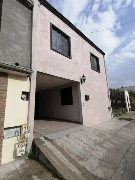Casa en venta en Privada Morelos, Saltillo — foto 3 de 37
