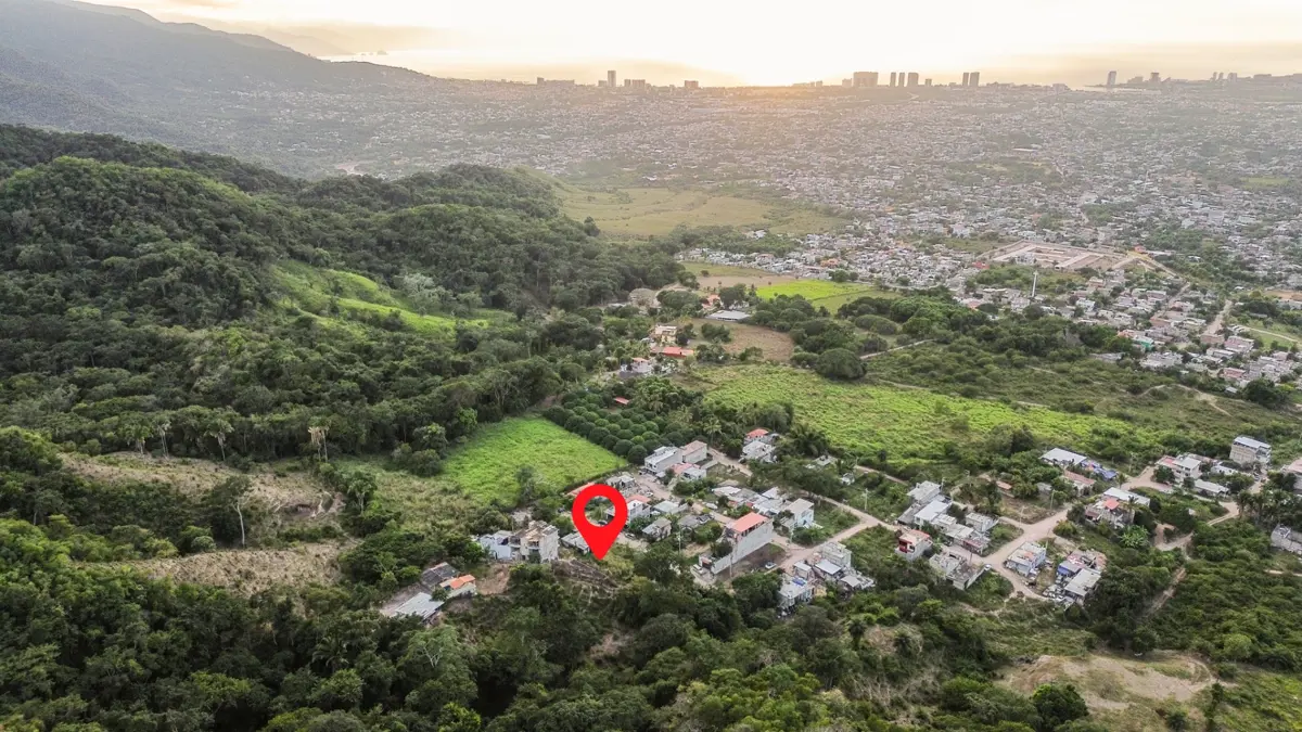 Terreno en venta en Ampliación Vista Hermosa, Puerto Vallarta — foto 1 de 14