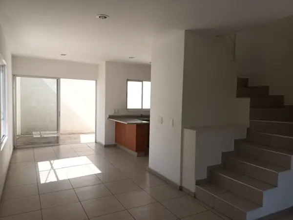 Casa en renta en Parques del Bosque, San Pedro Tlaquepaque — foto 3 de 19