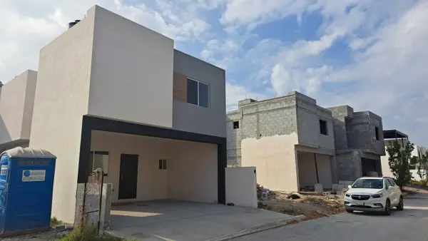 Casa en venta en Las Maravillas, Saltillo — foto 2 de 15