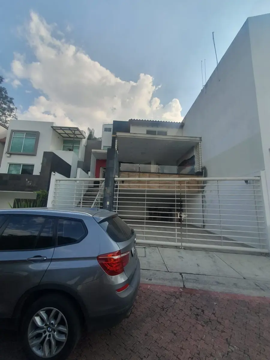 Casa en venta en La Floresta Michoacana, Morelia — foto 1 de 4