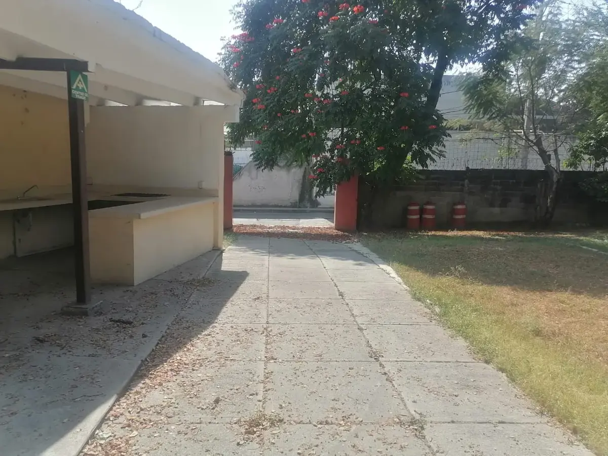 Local en renta en Centro Jiutepec, Jiutepec — foto 1 de 14