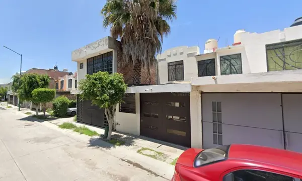Casa en venta en Praderas del Bosque, León — foto 2 de 7