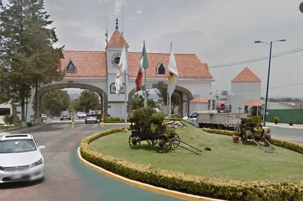 Casa en venta en Condado de Sayavedra, Atizapán de Zaragoza — foto 3 de 6