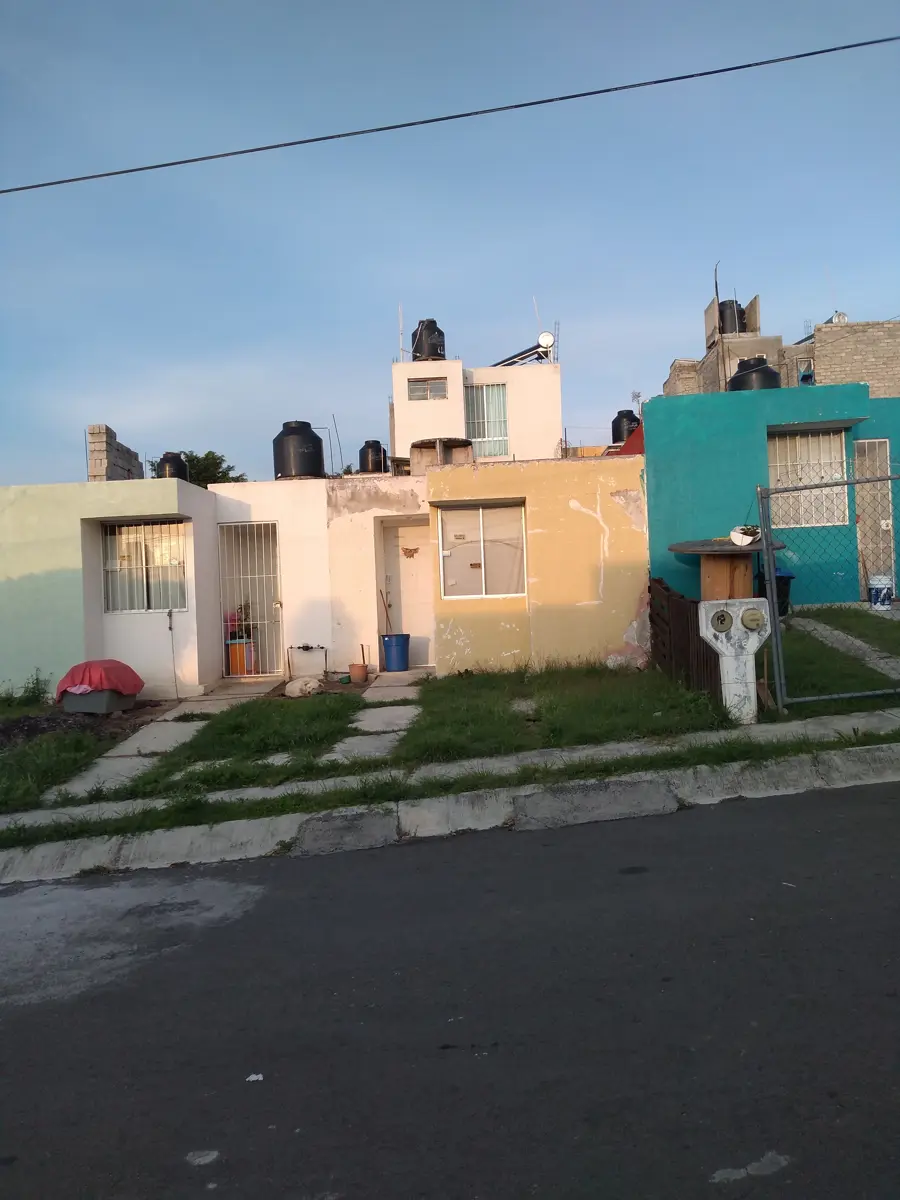 Casa en venta en Mision del Valle, Morelia — foto 1 de 7