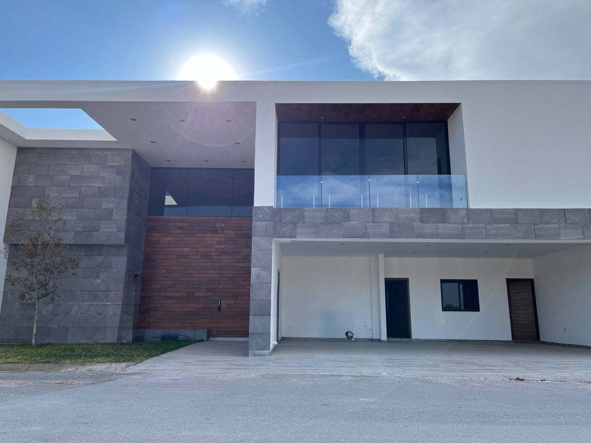 Casa en venta en Hacienda del Rosario, Torreón — foto 1 de 30