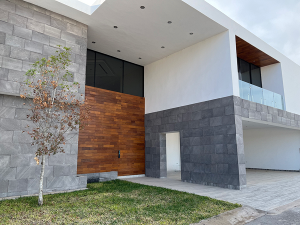 Casa en venta en Hacienda del Rosario, Torreón — foto 3 de 30