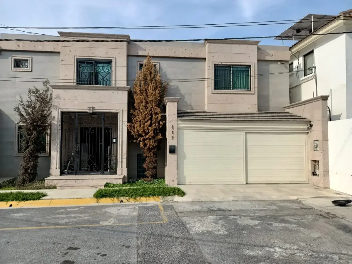 Casa en venta en Lomas de San Agustín 2do Sector, San Pedro Garza García — foto 1 de 35