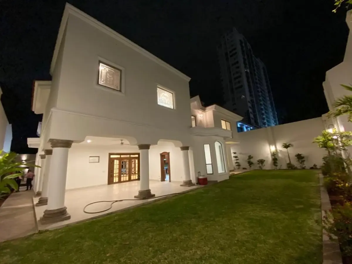 Casa en venta en Puerta de Hierro, Zapopan — foto 1 de 11
