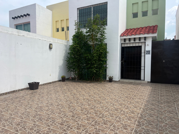 Casa en venta en Urbano Bonanza, Metepec — foto 2 de 16