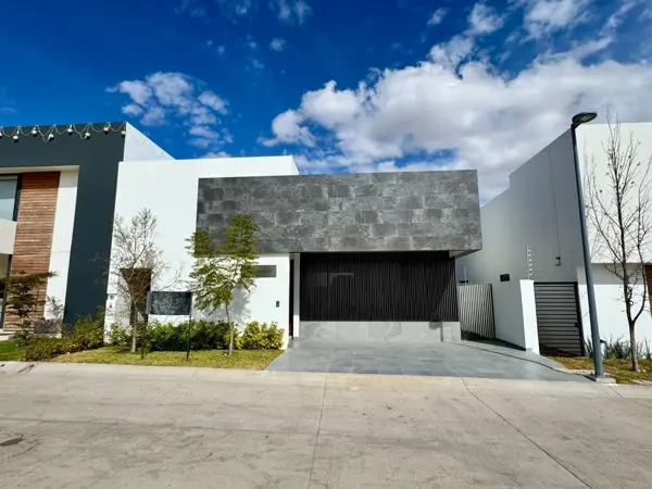 Casa en venta en El Molino Residencial y Golf, León — foto 2 de 16