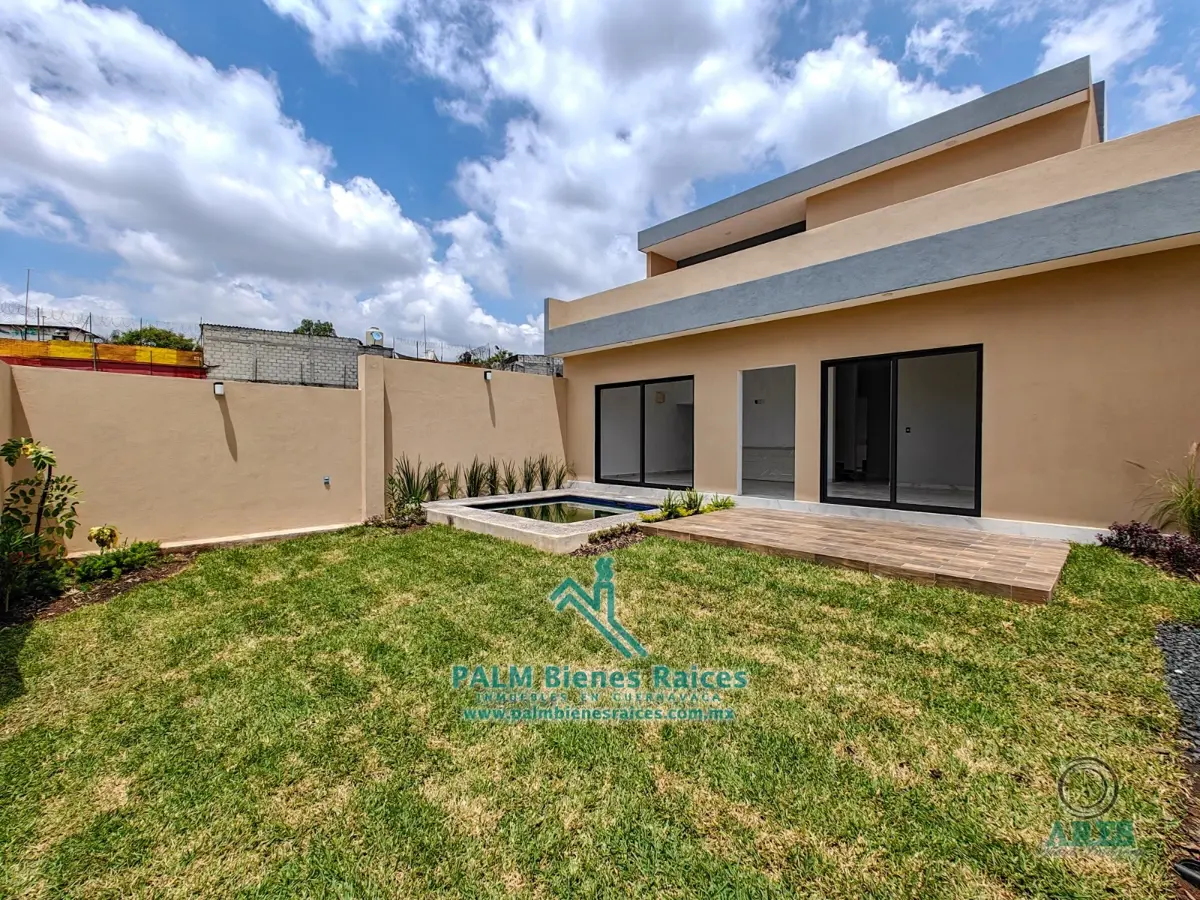Casa en venta en Lomas de Cortes, Cuernavaca — foto 1 de 19