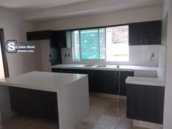 Casa en venta en Oaxtepec Centro, Yautepec — foto 2 de 32