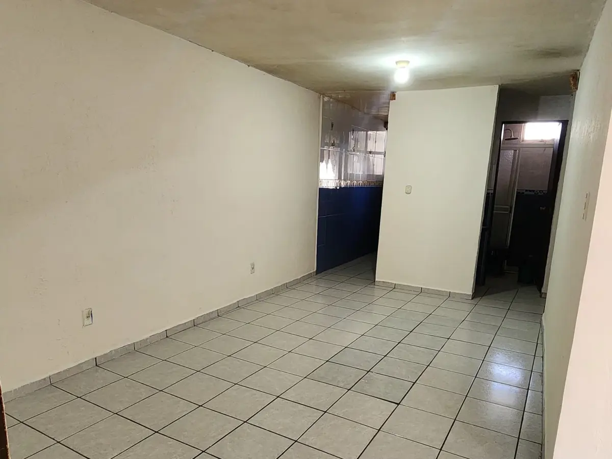 Casa en venta en Manuel Villalongin, Morelia — foto 1 de 14