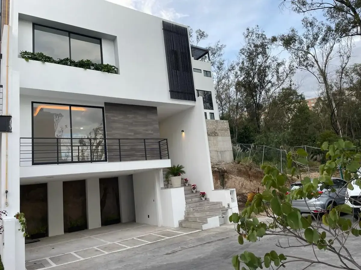 Casa en venta en Bosque Esmeralda, Atizapán de Zaragoza — foto 1 de 23