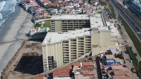 Edificio en venta en Playa Blanca, Tijuana — foto 3 de 3