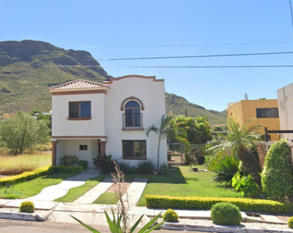 Casa en remate en Lomas de Cortes, Guaymas, Sonora