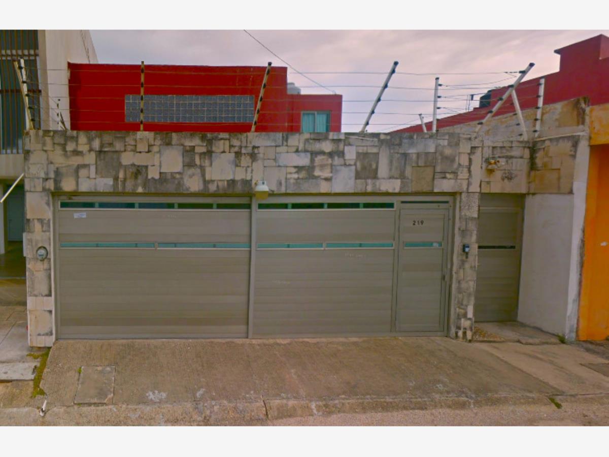 Casa en venta en Paraiso Coatzacoalcos, Coatzacoalcos — foto 1 de 9
