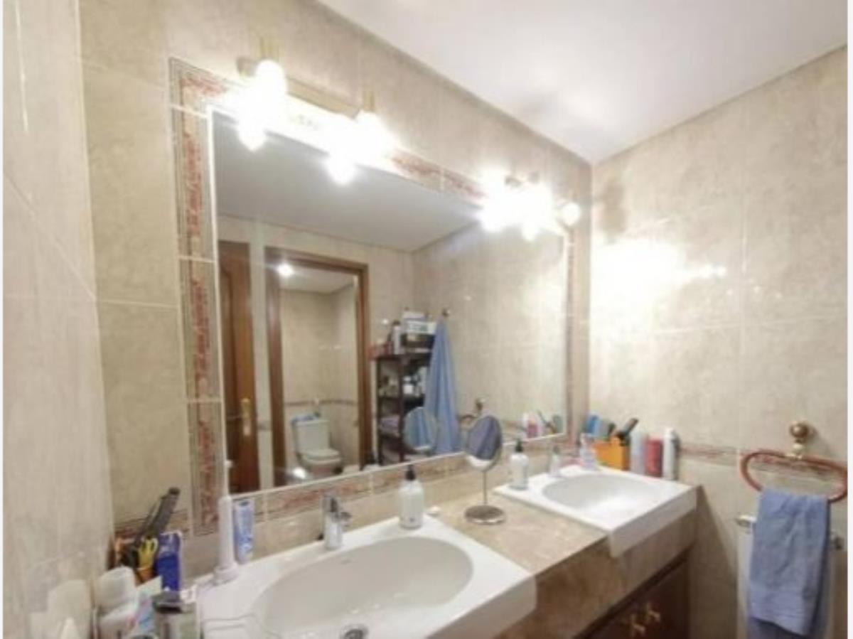 Casa en venta en Jardines del Moral, León — foto 1 de 9
