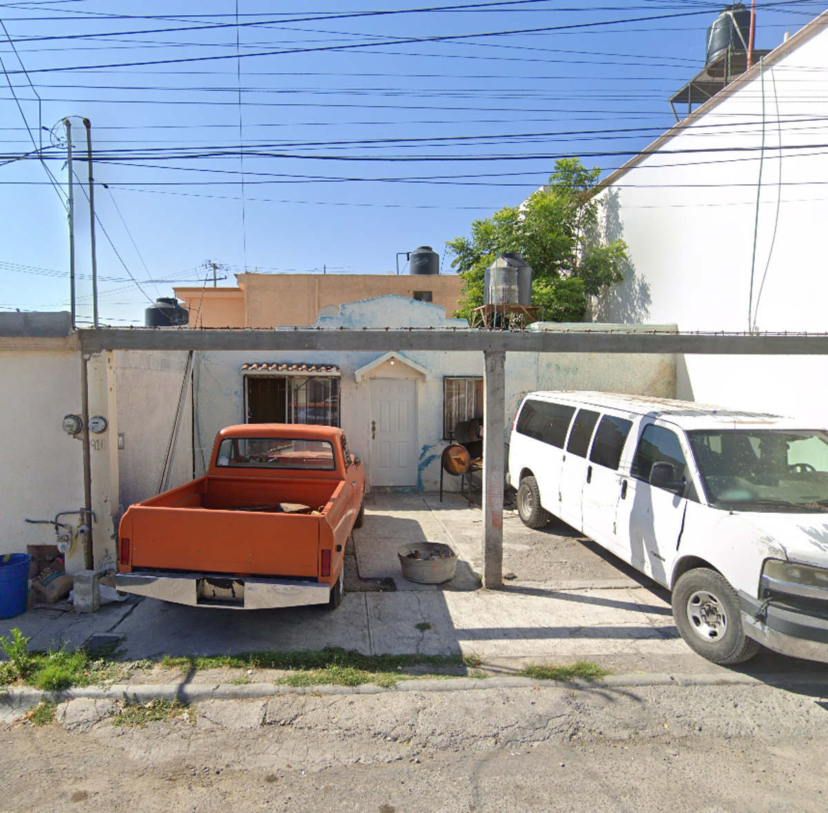 Casa en venta en Oceania Boulevares, Saltillo — foto 1 de 13