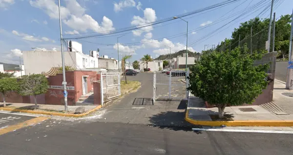 Casa en Jardines de Santiago, Querétaro, Querétaro
