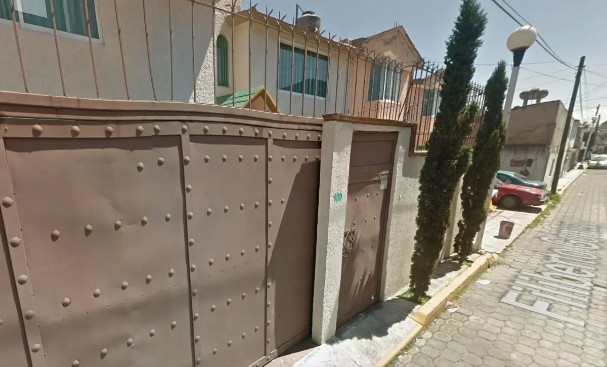 Casa en venta en Villas Metepec, Metepec — foto 1 de 10