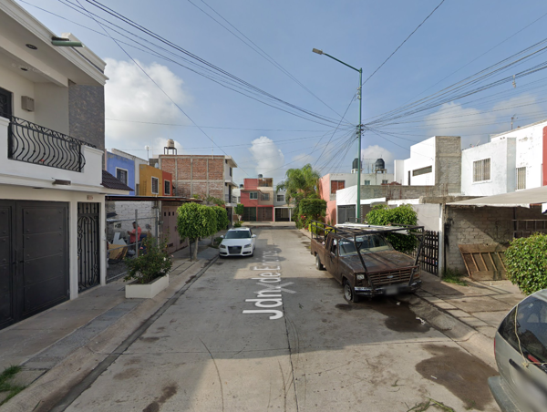 Casa en venta en Jardines de Santa Julia, León — foto 2 de 15