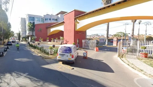 Casa en venta en Hacienda las Palmas I y II, Ixtapaluca — foto 2 de 11