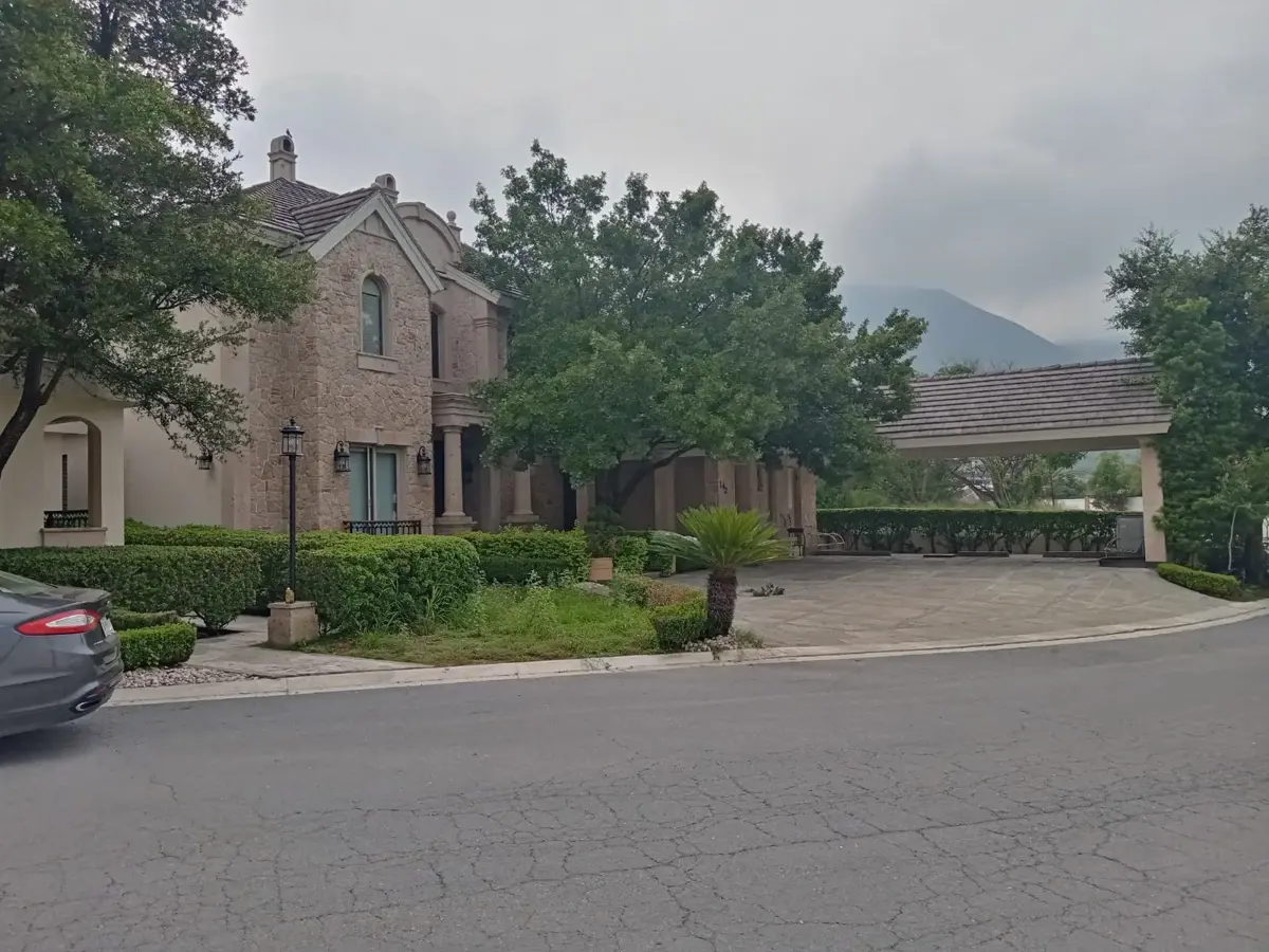 Casa en venta en Residencial y Club de Golf la Herradura, Monterrey — foto 1 de 33